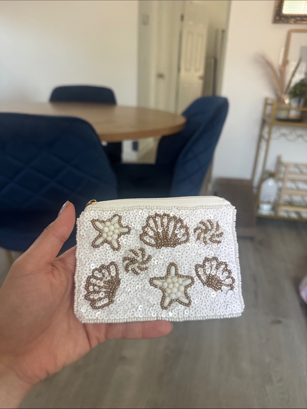 Beaded Seashell Mini Zip Pouch - White & Gold